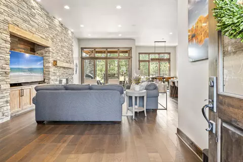 56911 Dancing Rock Loop, Bend, OR 97707 photo 6