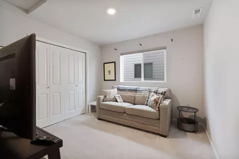 Bedroom - 20621 SE Gemstone Ave, Bend, OR 97702 photo 5 of 8
