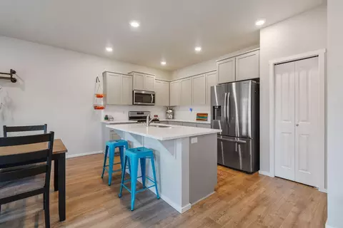 Kitchen - 20621 SE Gemstone Ave, Bend, OR 97702 photo 1 of 5