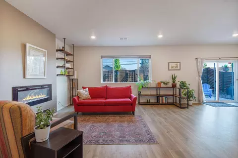 Living - 20621 SE Gemstone Ave, Bend, OR 97702 photo 1 of 3