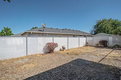 494 St Clair Way, Eagle Point, OR 97524 photo 10