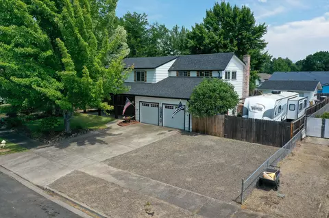 332 Shadow Lawn Dr, Eagle Point, OR 97524 photo 35