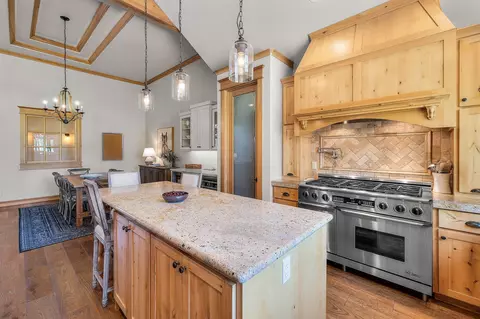 19202 Green Lakes Loop, Bend, OR 97702 photo 17