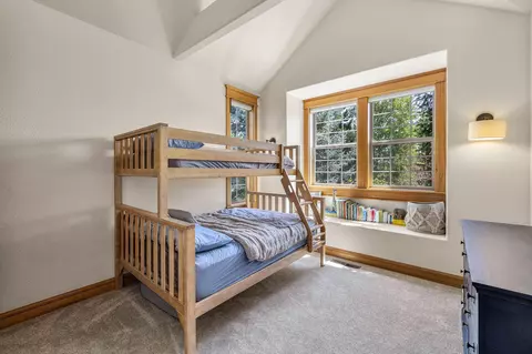 19202 Green Lakes Loop, Bend, OR 97702 photo 30
