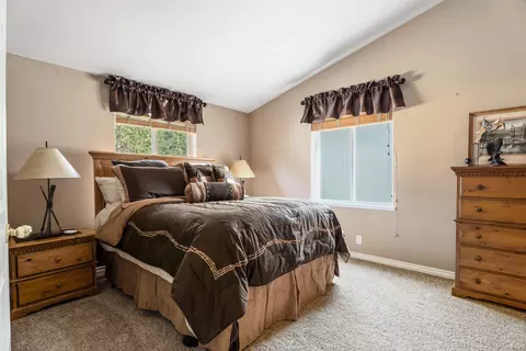 52910 Walker Way, La Pine, OR 97739 photo 17