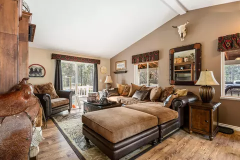 52910 Walker Way, La Pine, OR 97739 photo 7