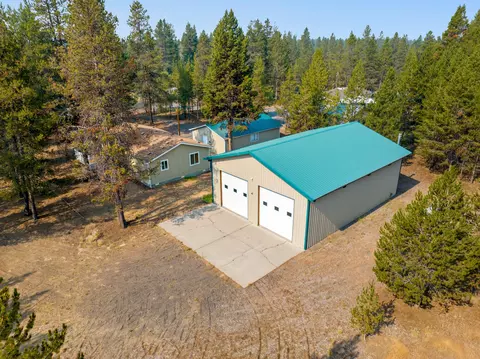 52910 Walker Way, La Pine, OR 97739 photo 40