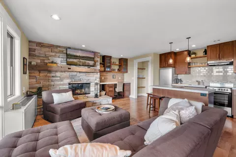 18575 SW Century Dr # 532, Bend, OR 97702