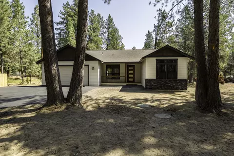 19014 Baker Rd, Bend, OR 97702