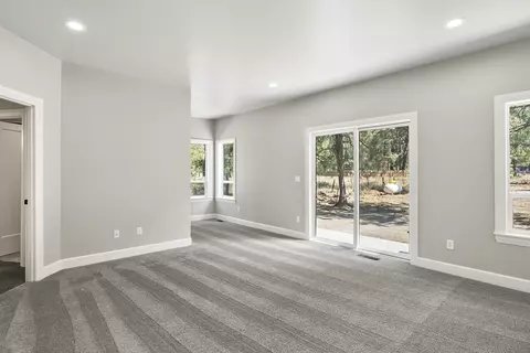 19014 Baker Rd, Bend, OR 97702 photo 11