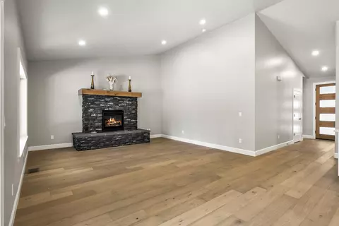 19014 Baker Rd, Bend, OR 97702 photo 10