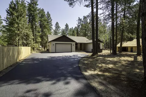 19014 Baker Rd, Bend, OR 97702 photo 29