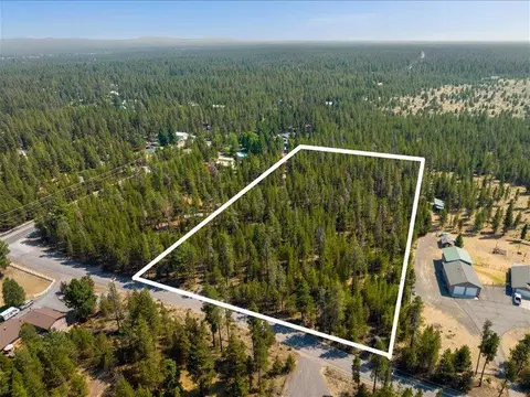 15985 Parkway Dr, La Pine, OR 97739 photo 3