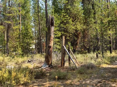 15985 Parkway Dr, La Pine, OR 97739 photo 10