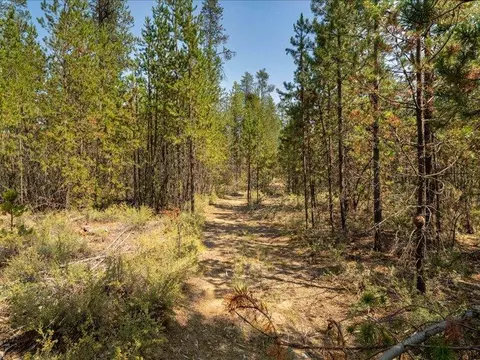 15985 Parkway Dr, La Pine, OR 97739 photo 8