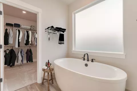 3754 NE Suchy St, Bend, OR 97701 photo 6