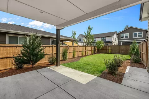 20477 Aberdeen Dr, Bend, OR 97702 photo 28