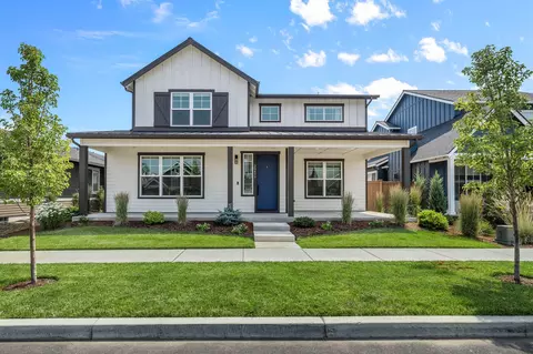 20477 Aberdeen Dr, Bend, OR 97702