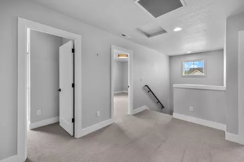 20477 Aberdeen Dr, Bend, OR 97702 photo 13