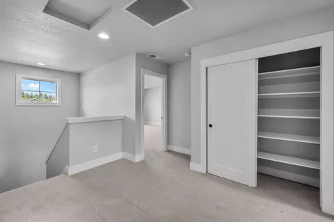 20477 Aberdeen Dr, Bend, OR 97702 photo 14
