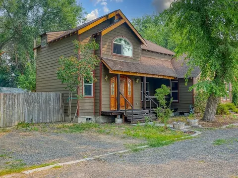 3537 Boardman Ave, Klamath Falls, OR 97603