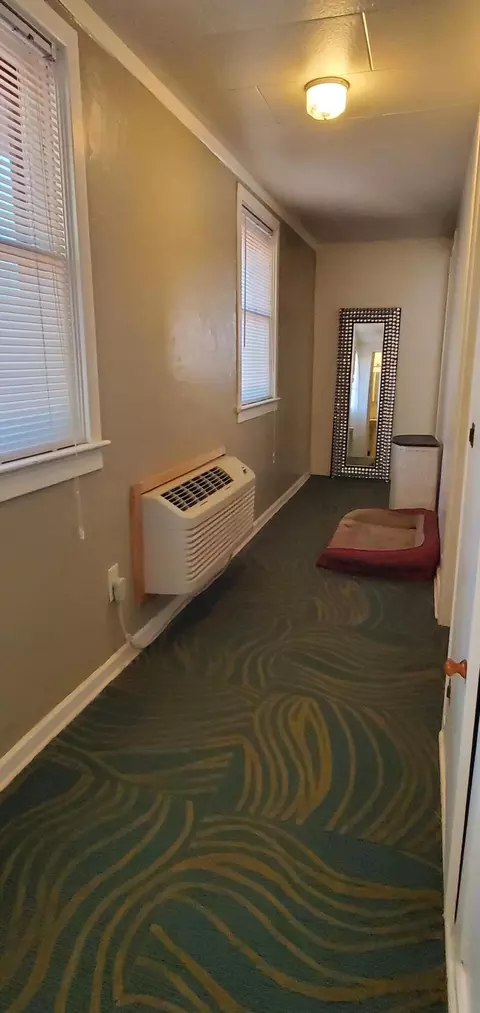 Entry Way - 1501 Hammel Rd, Eagle Point, OR 97524 photo 1 of 1