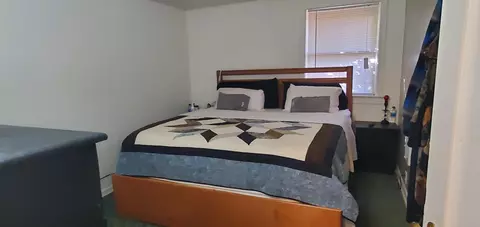 Bedroom - 1501 Hammel Rd, Eagle Point, OR 97524 photo 2 of 2