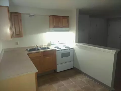 Kitchen - 204 Fargo St, Eagle Point, OR 97524 photo 1 of 1