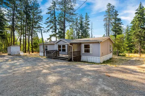 315 Dreamhill Dr, Williams, OR 97544
