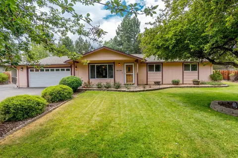 61739 SE Fargo Ln, Bend, OR 97702