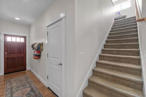 Entry Way - 62459 Eagle Rd, Bend, OR 97701 photo 2 of 2