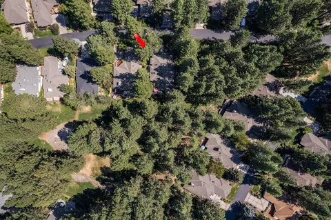 View/Area - 60844 Willow Creek Loop, Bend, OR 97702 photo 2 of 4