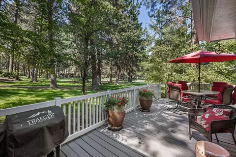 Exterior - 60844 Willow Creek Loop, Bend, OR 97702 photo 8 of 15
