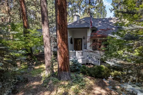 60844 Willow Creek Loop, Bend, OR 97702
