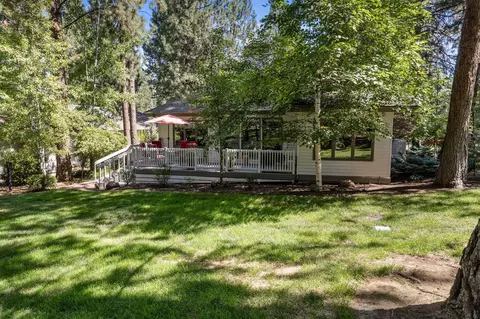 Exterior - 60844 Willow Creek Loop, Bend, OR 97702 photo 14 of 15