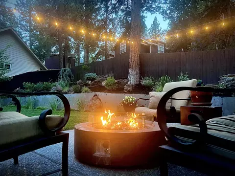 Exterior - 245 NW 16th St, Bend, OR 97703 photo 5 of 10