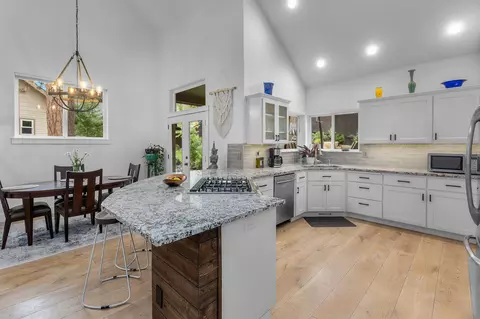 Kitchen - 245 NW 16th St, Bend, OR 97703 photo 1 of 5