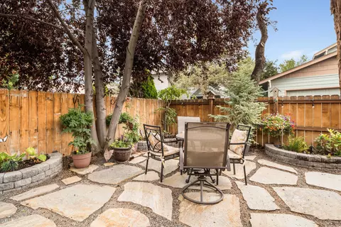 62745 Larkview Rd, Bend, OR 97701 photo 22