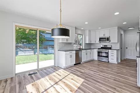 20510 Peak Ave, Bend, OR 97702 photo 7