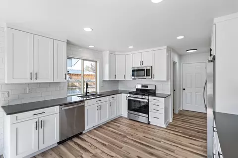 20510 Peak Ave, Bend, OR 97702 photo 3