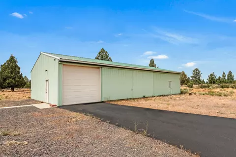 60015 Stirling Dr, Bend, OR 97702 photo 27