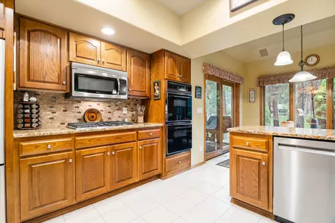 60724 Willow Creek Loop, Bend, OR 97702 photo 15