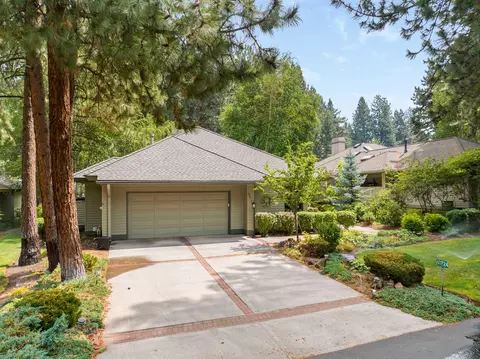 60724 Willow Creek Loop, Bend, OR 97702 photo 2