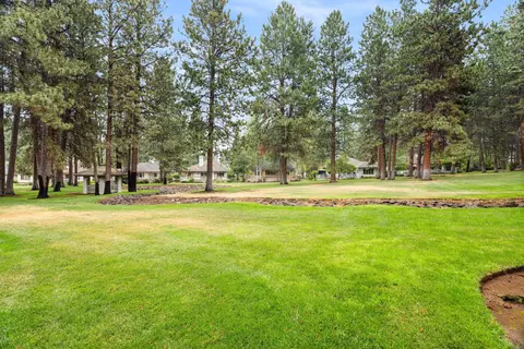 60724 Willow Creek Loop, Bend, OR 97702 photo 42