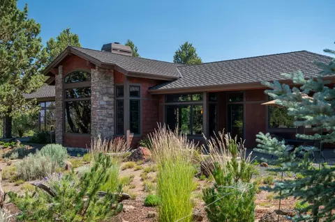 22370 White Peaks Dr, Bend, OR 97702 photo 37