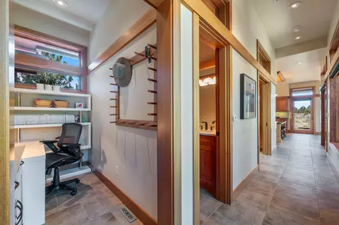 22370 White Peaks Dr, Bend, OR 97702 photo 33