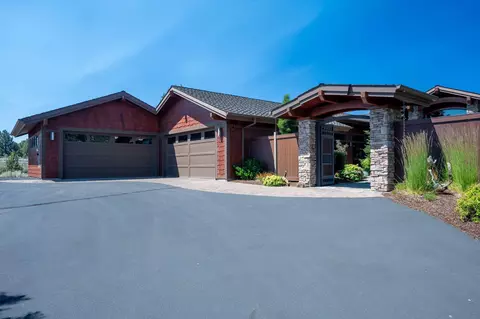 22370 White Peaks Dr, Bend, OR 97702 photo 36
