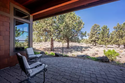 22370 White Peaks Dr, Bend, OR 97702 photo 39