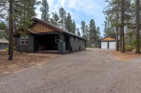16097 Lava Dr, La Pine, OR 97739