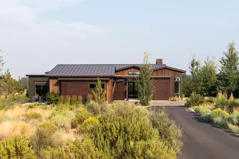 19183 Cartwright Ct, Bend, OR 97702 photo 2